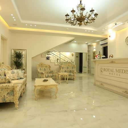 Royal Medis Hotel バトゥーミ エクステリア 写真