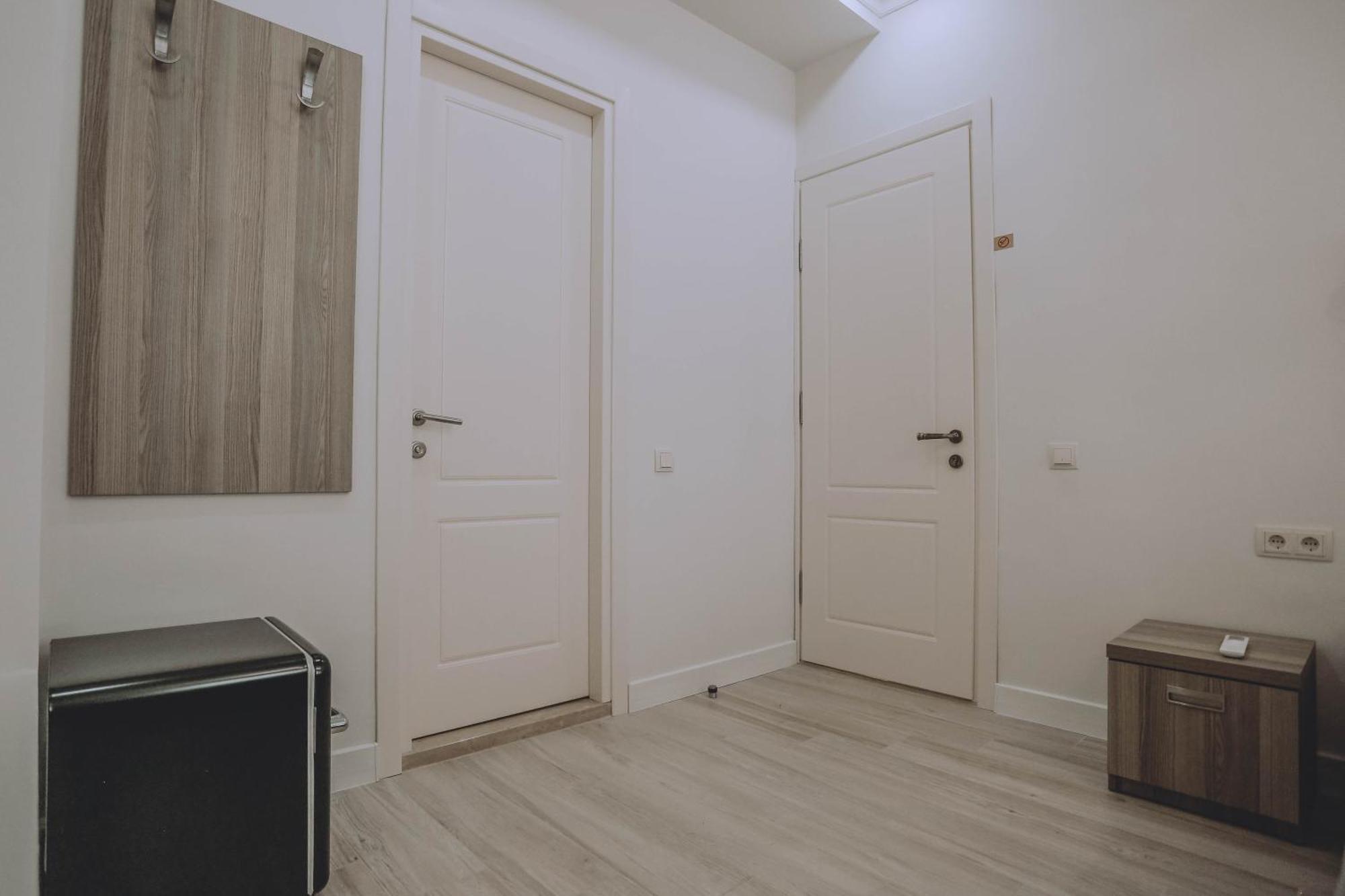 Royal Medis Hotel バトゥーミ エクステリア 写真