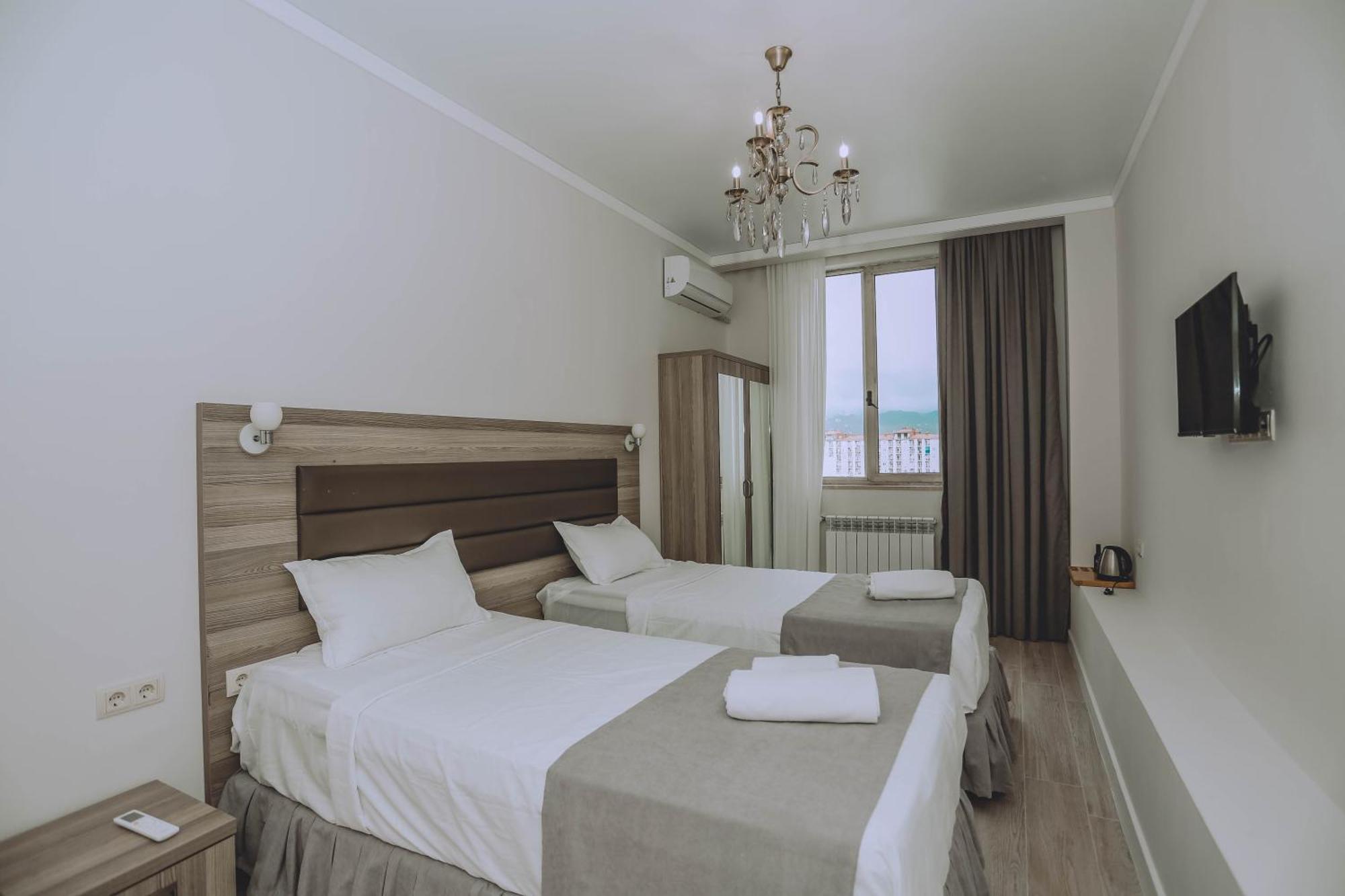 Royal Medis Hotel バトゥーミ エクステリア 写真