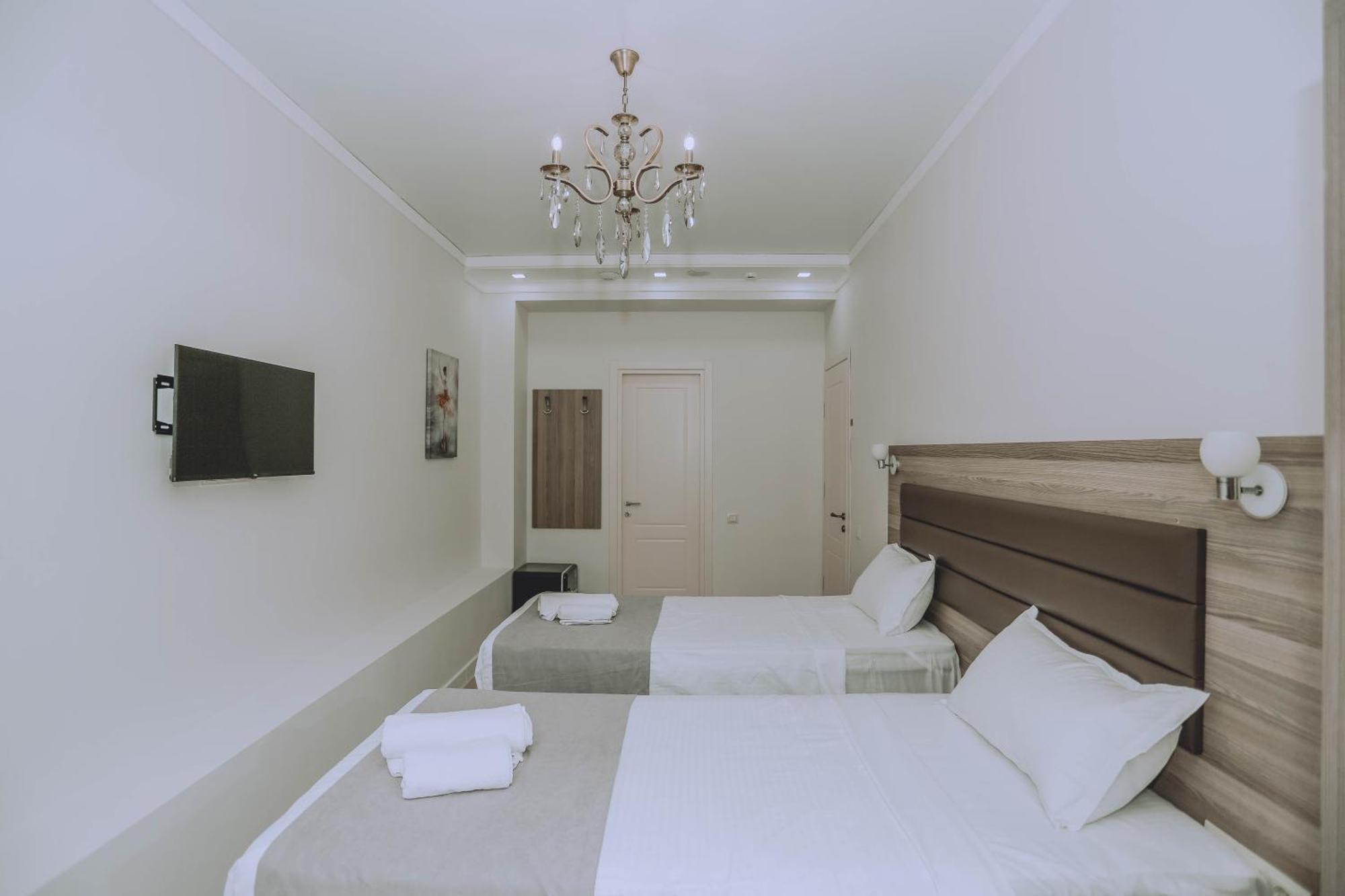 Royal Medis Hotel バトゥーミ エクステリア 写真